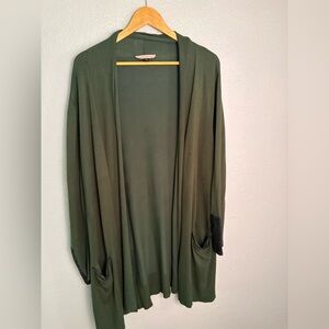 Open-Front Olive Green Women's Cardigan with Contrast Cuffs